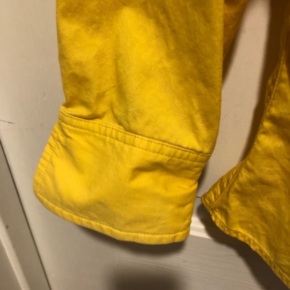 i.e. Cropped Yellow Top with 3/4 sleeves-Size Small. - Picture 4 of 6